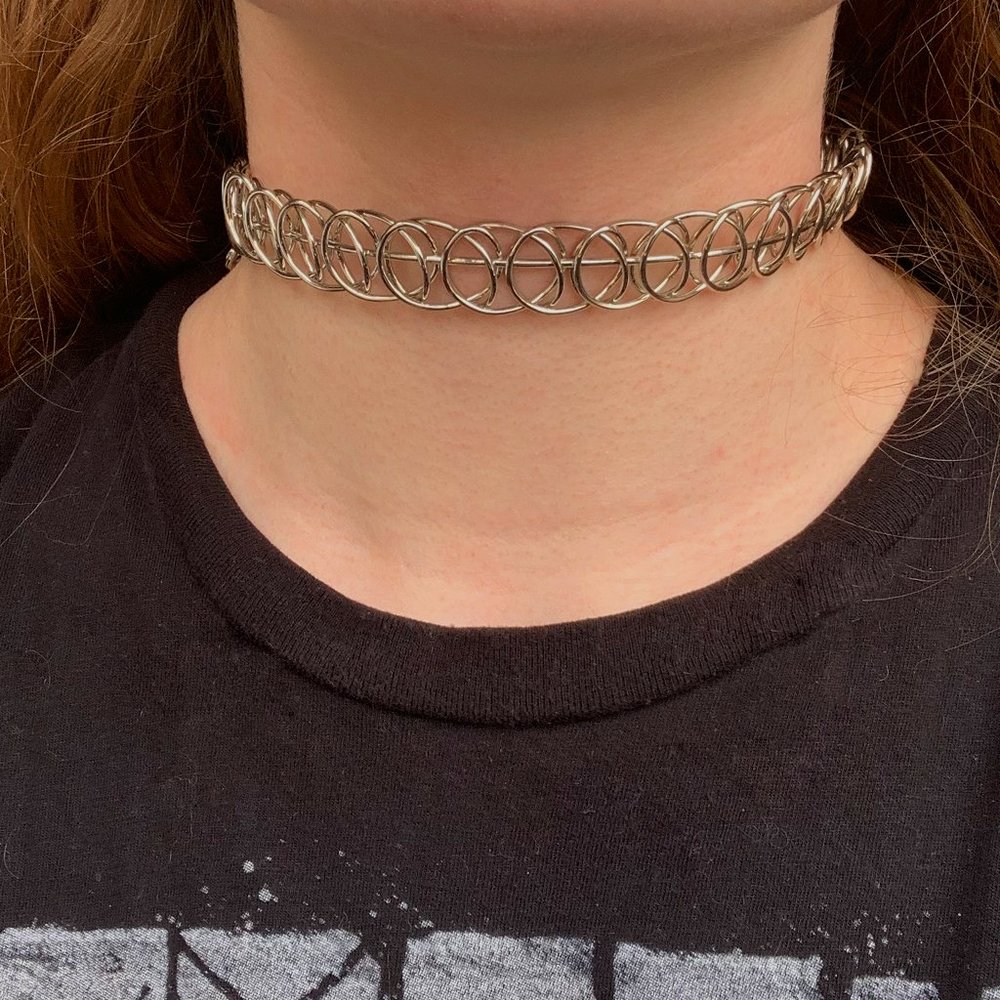 2𝖋𝖔𝖗$30 Vintage Silver Metal Choker